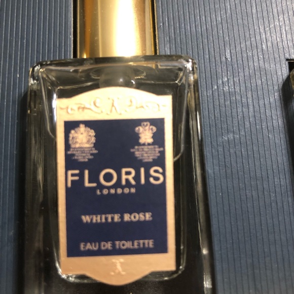 FLORES LONDON FRAGRANCE TRAVEL COLLECTION FOR HER - Picture 5 of 7